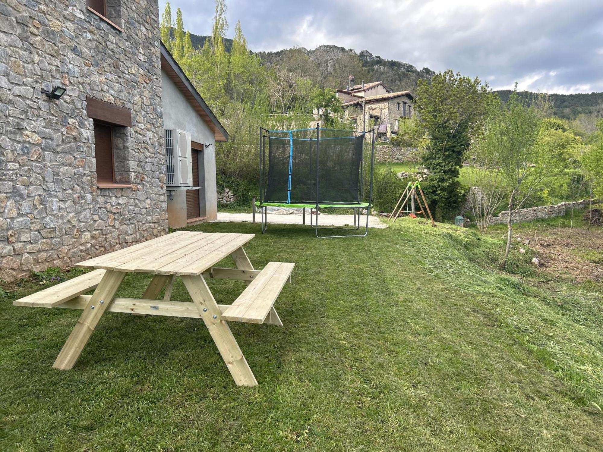 Chalet Casa De Les Escoles, Espinalbet - Alberga